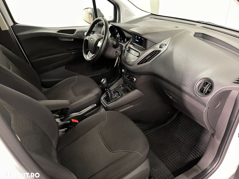 Ford Transit Courier